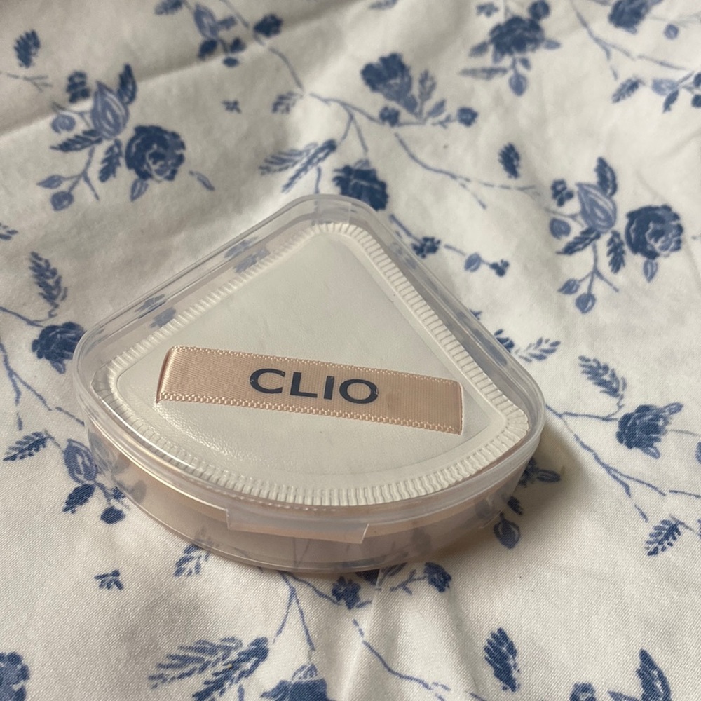 Clio Puff